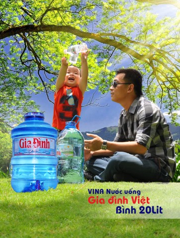Nước uống Gia Đình Việt đóng binh 20L - Công Ty TNHH Công Nghiệp - Thương Mại Việt Nhật